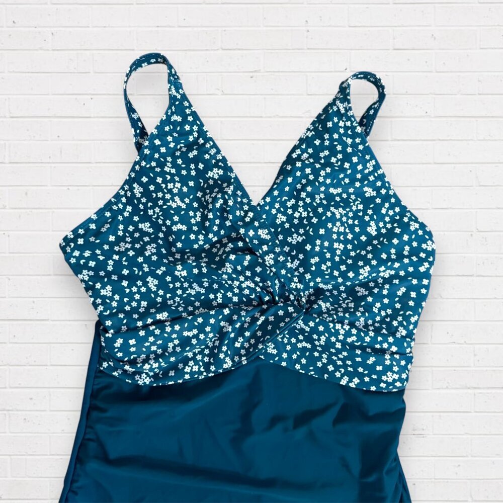 Bloomchic Teal Ditsy Floral Patchwork Gathered Fl… - image 4